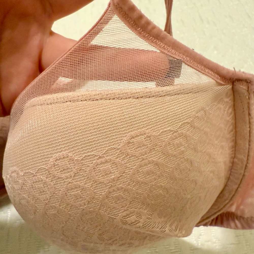 Victoria's Secret Fabulous Lined Demi Bra in Coral - Picture 9 of 9